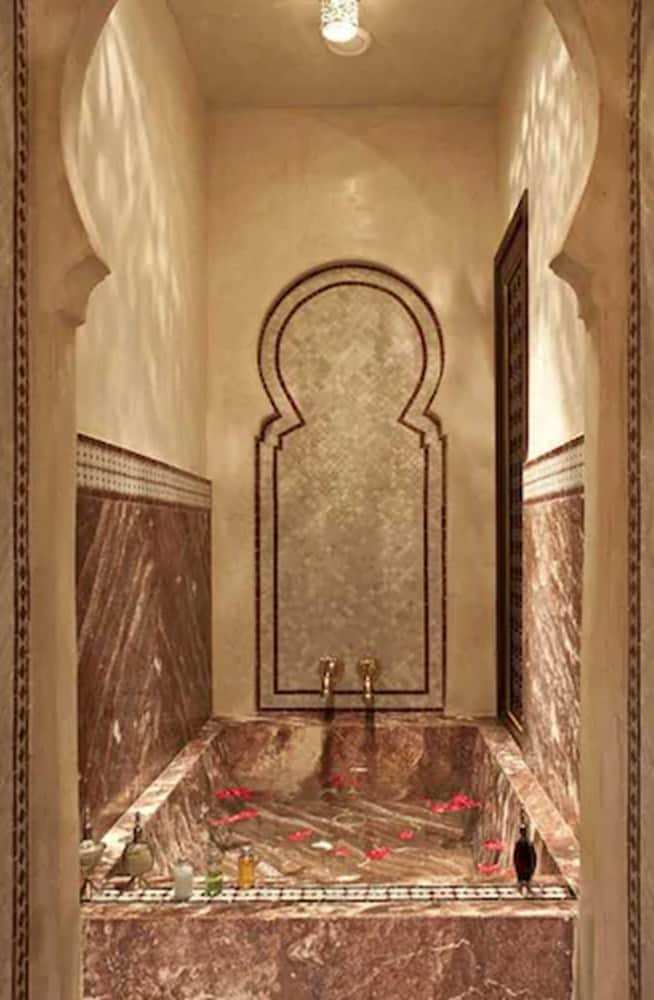 MUMTAZ MAHAL 15/37