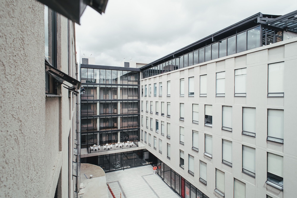 UMA Suites Chia 写真3