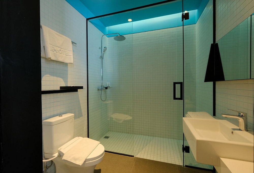 Artotel Gajahmada Semarang 33/35