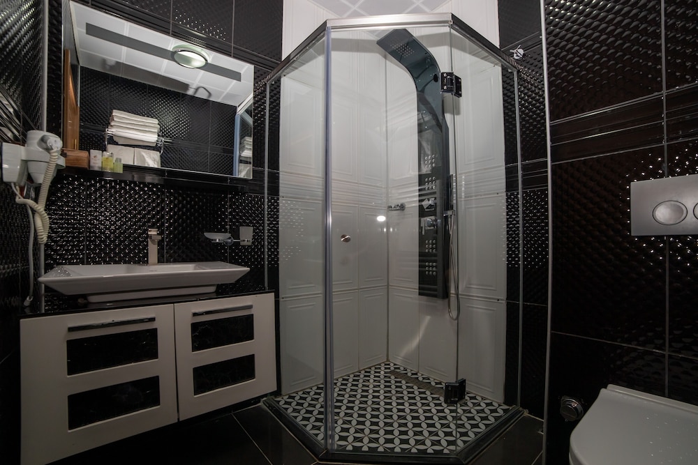 Kuzey Park Hotel Arc-En-Ciel 50/50