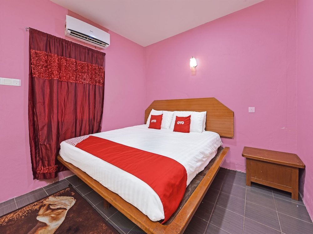 Hotel O Awan Biru Motel 18/33