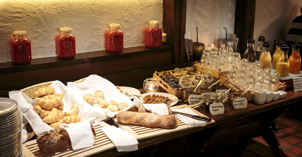 Swiss-Chalet Merlischachen - Historik Chalet-Hotel Lodge 19/44