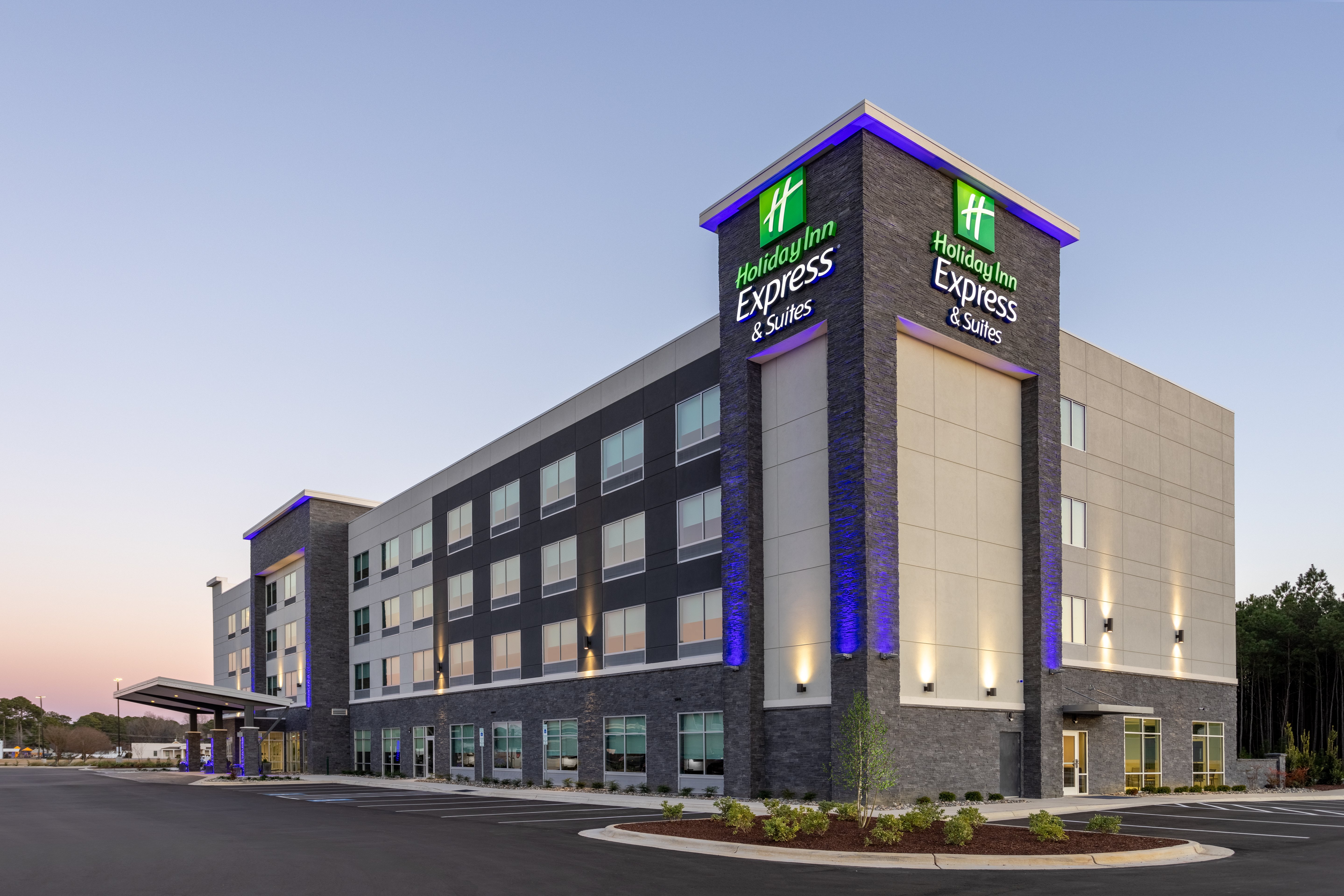 Holiday Inn Express & Suites Benson, an IHG Hotel 3/34