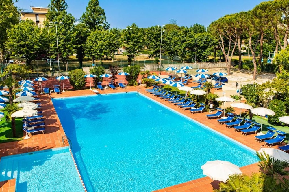 Hotel Caravelle 39/46
