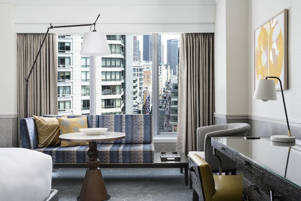 THE RITZ-CARLTON BOSTON 23/48