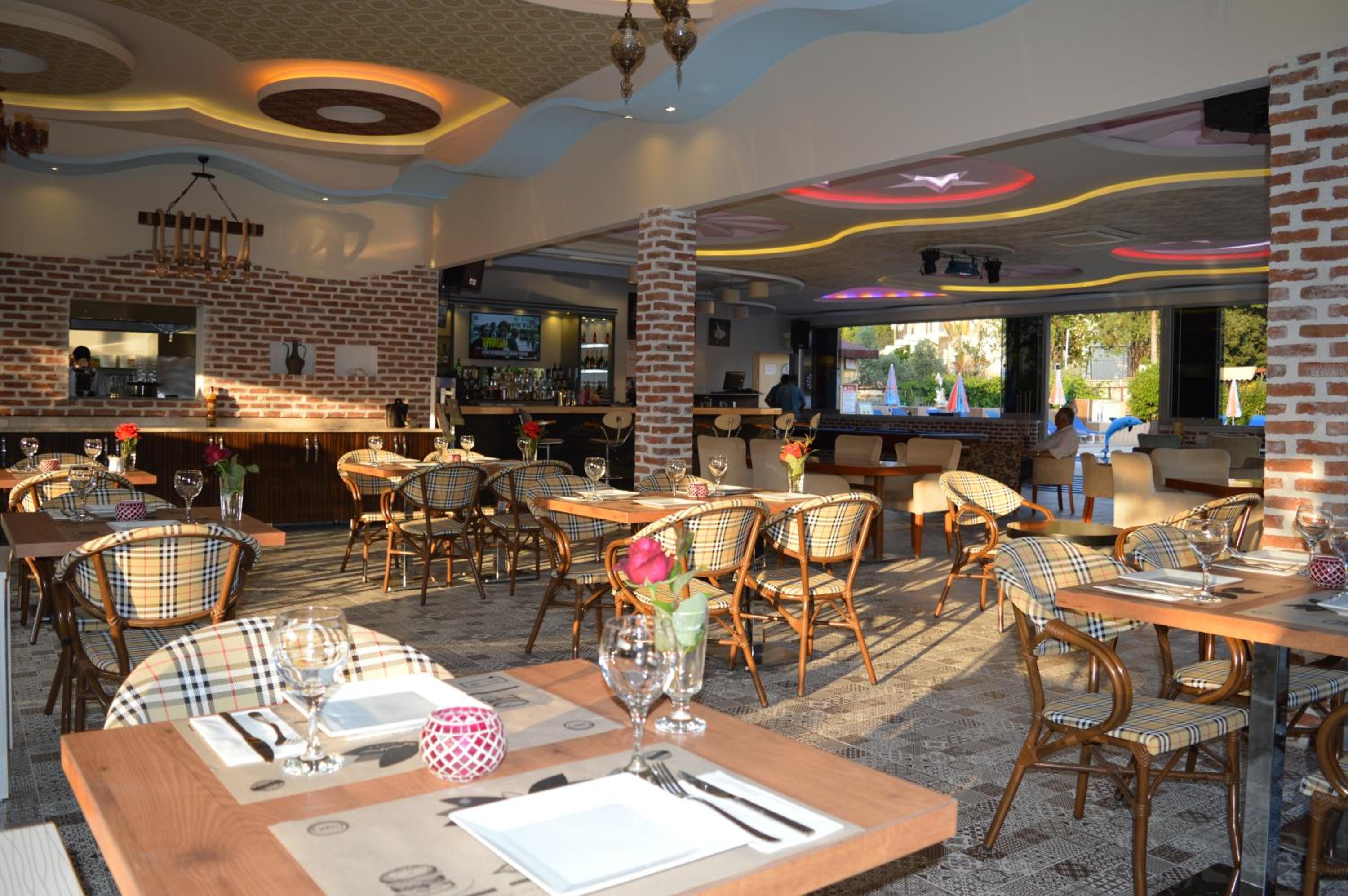 Erkan Tumen Yalcin Hotel 30/50