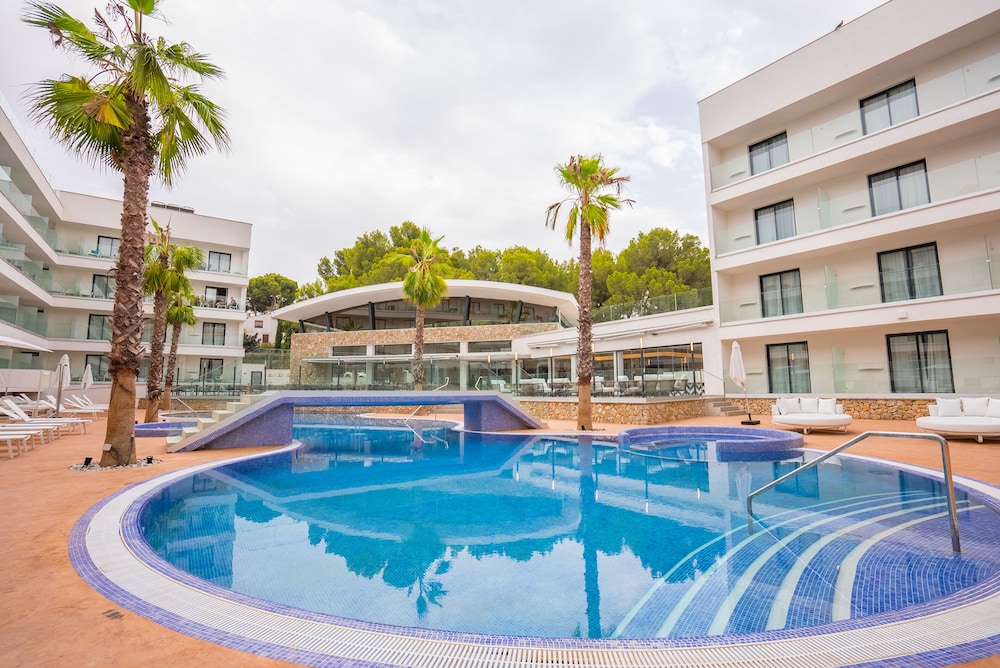 Morlans Suite Hotel Adults Only 2/51