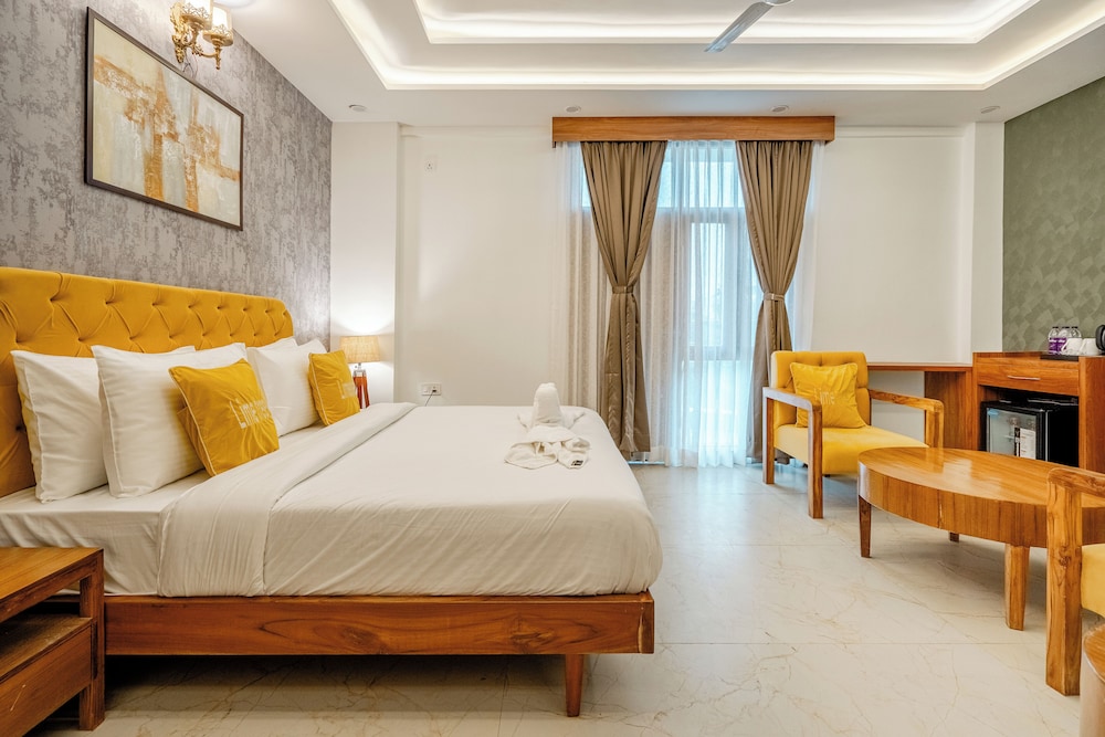Lime Tree Hotels & Banquet Greater Noida 13/50