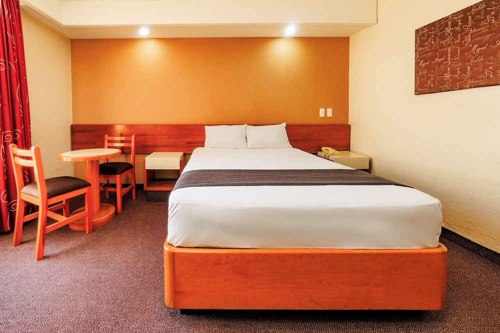 OYO Hotel Hidalgo 10/23