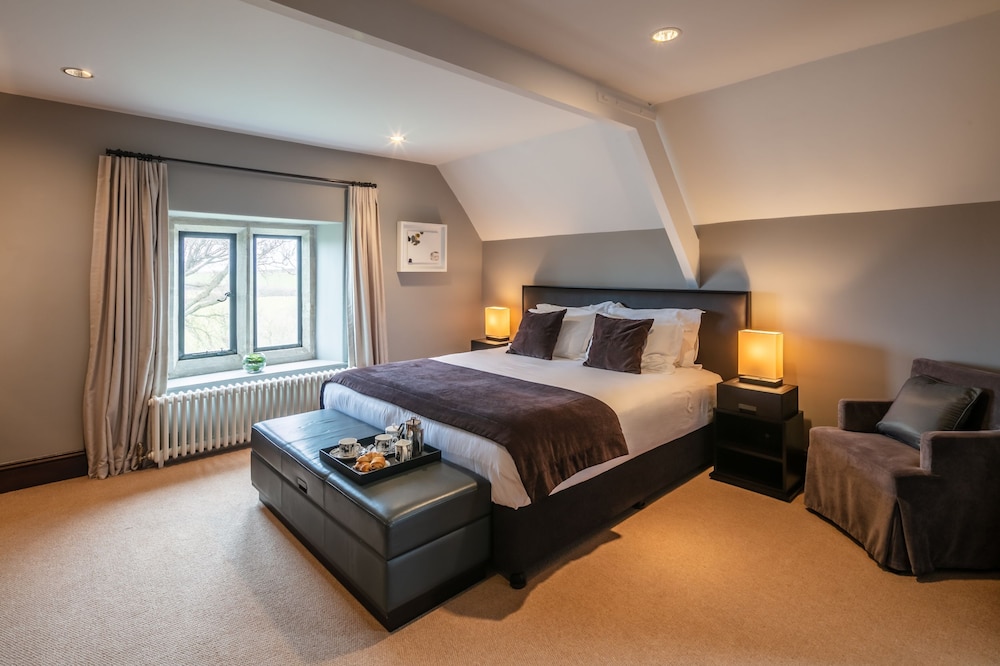 Penrhiw Hotel 12/50