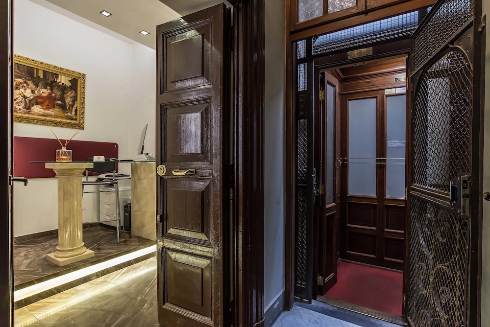 Pantheon Caesar Relais 46/72