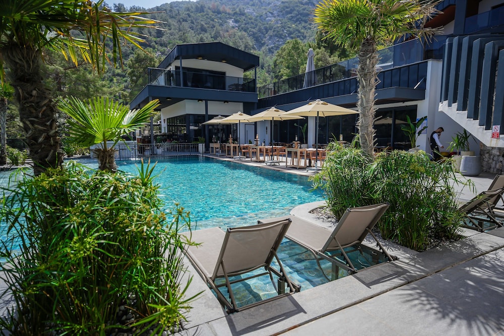 Ramitos Boutique Hotel 58/65