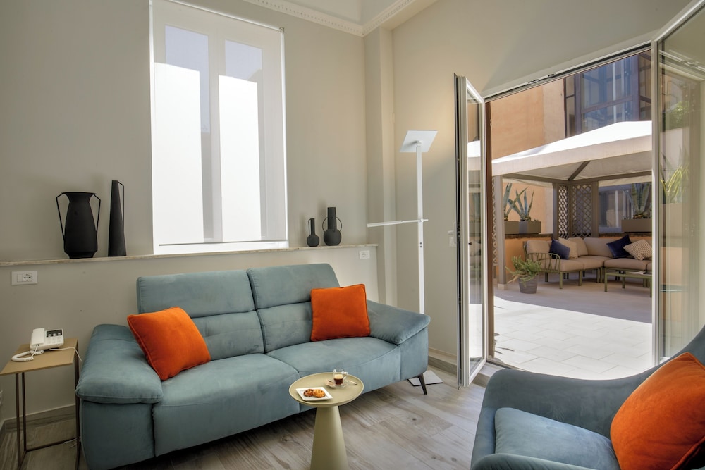 Aenea Superior Inn 29/50