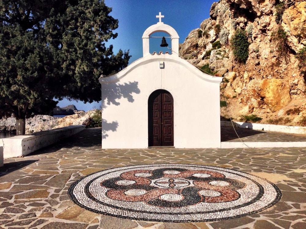 Lindos Boutique Rooms Adults Only 26/28