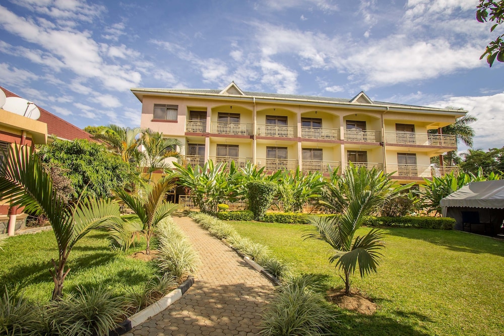 Askay Hotel Suites Entebbe 1/43