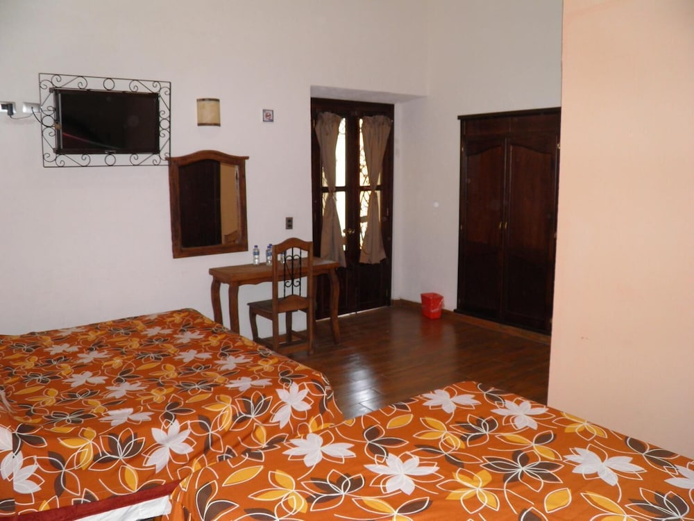 Hotel Barroco 33/34