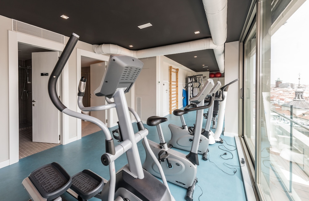 SmartRental Collection Gran Via Centric II 30/57