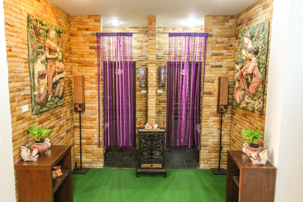 Iyara Hua Hin Lodge 10/47