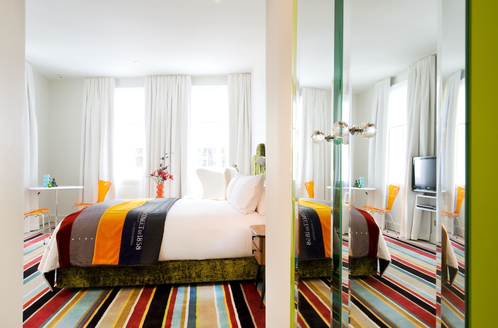 Hotel DeBrett 25/67