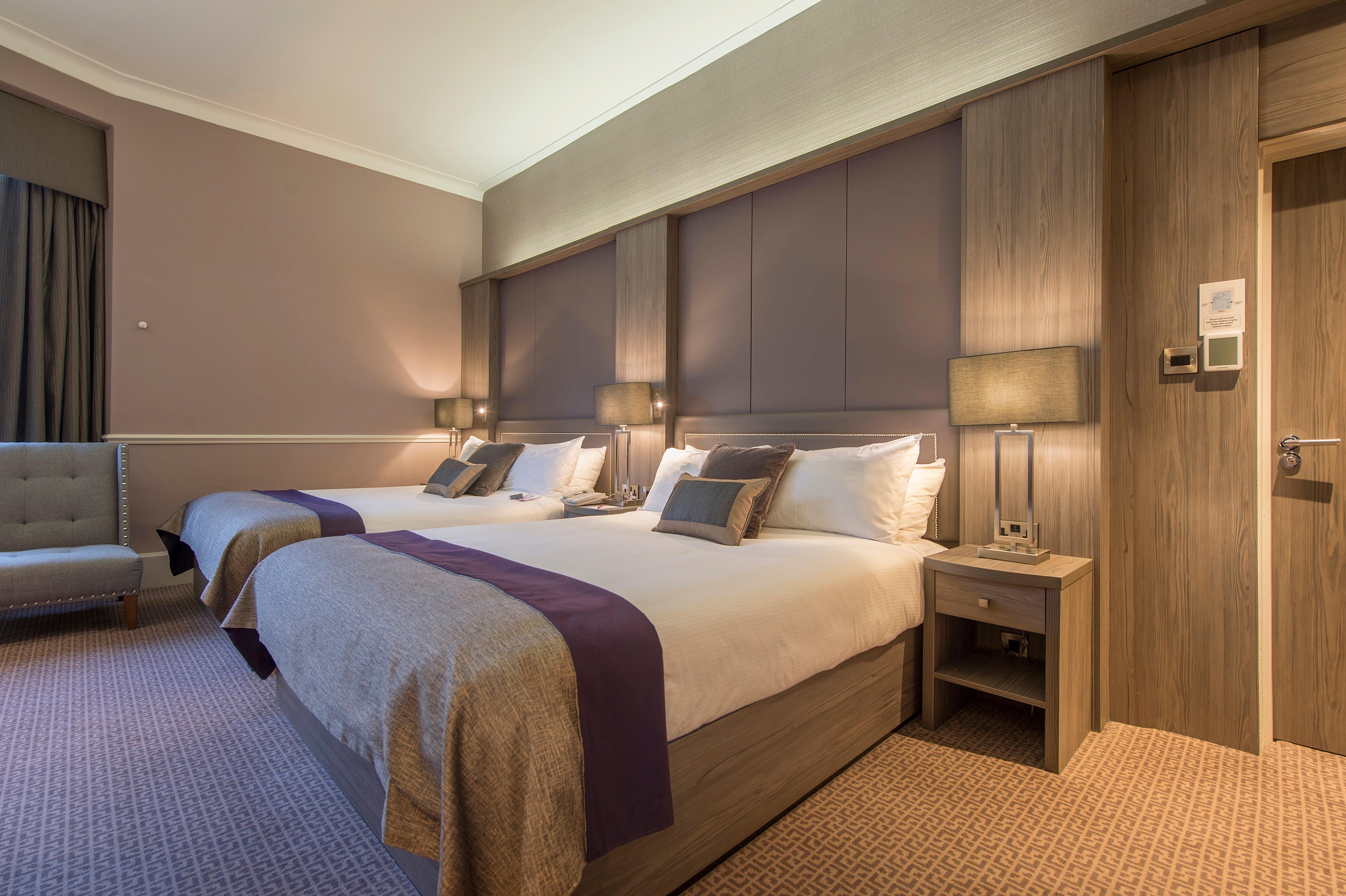 غرفة بريميوم بسرير كوين، Holiday Inn Royal Victoria Sheffield 2/3