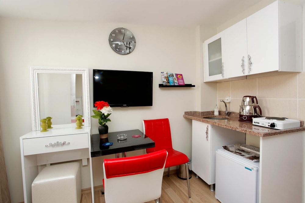 Taksim Istiklal Suites 16/20