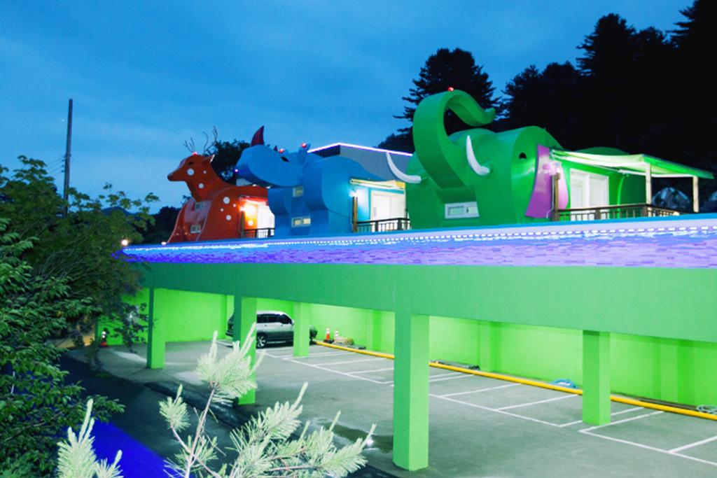 Gapyeong Animal Caravan Pension 28/37
