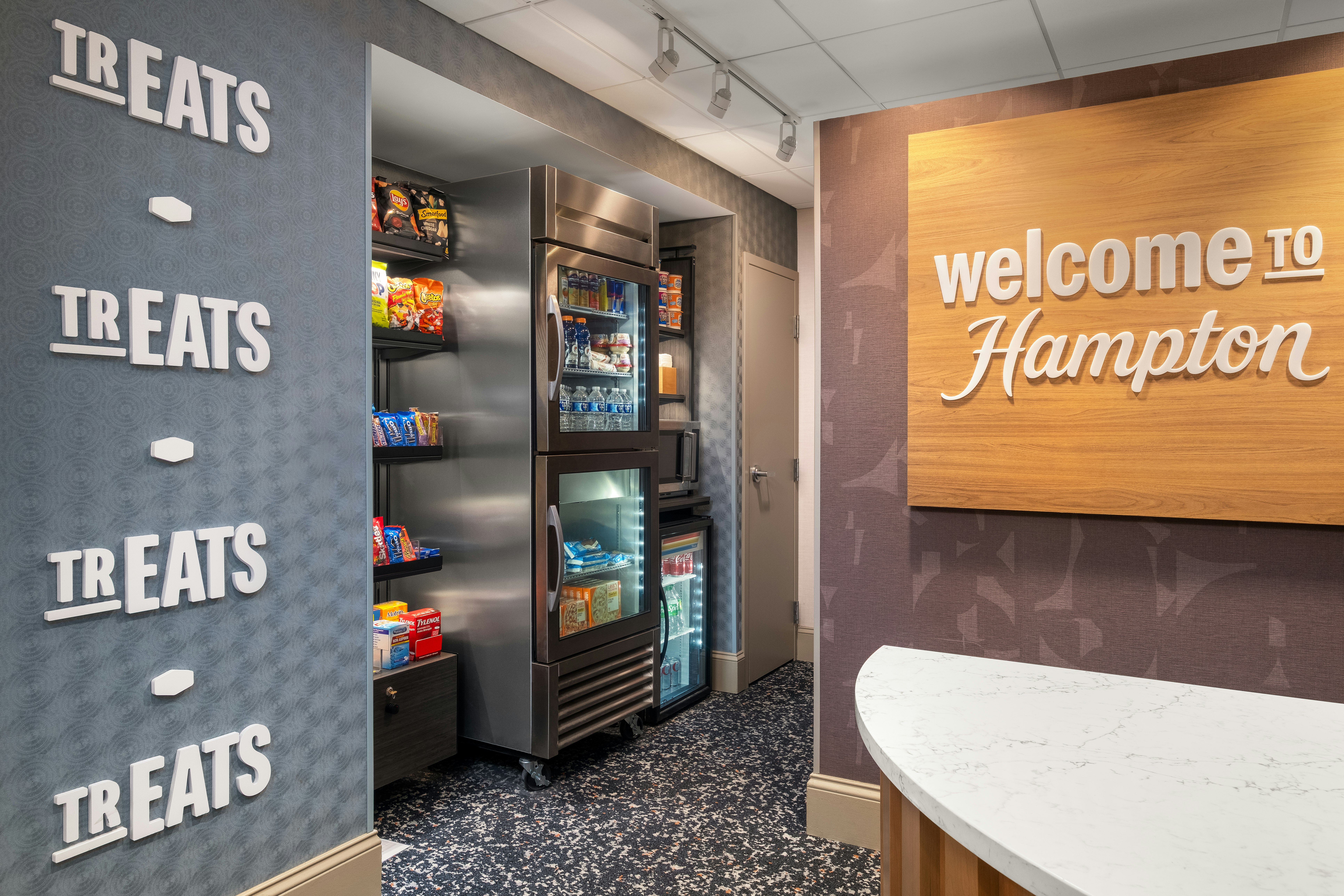Hampton Inn Majestic Chicago Theatre District 16/52