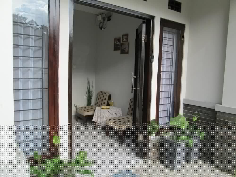 Elenor Apos S Home 5/48