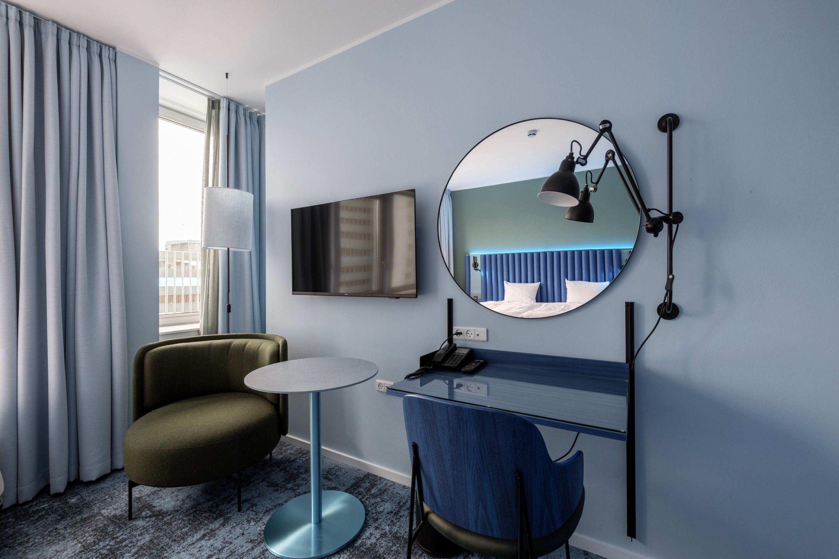 Imperial Hotel 25/40