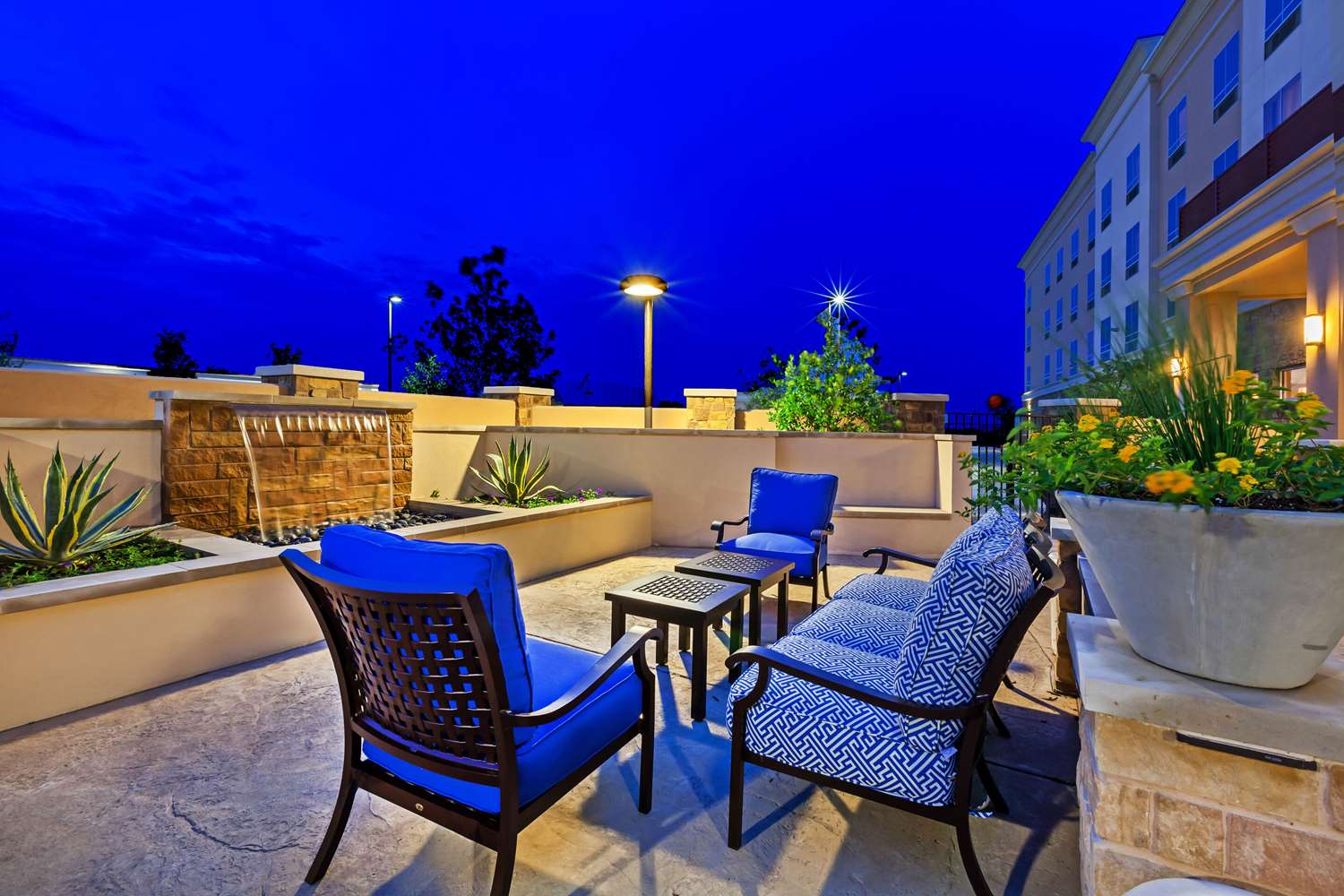 Hilton Garden Inn The Colony Dallas 33/49