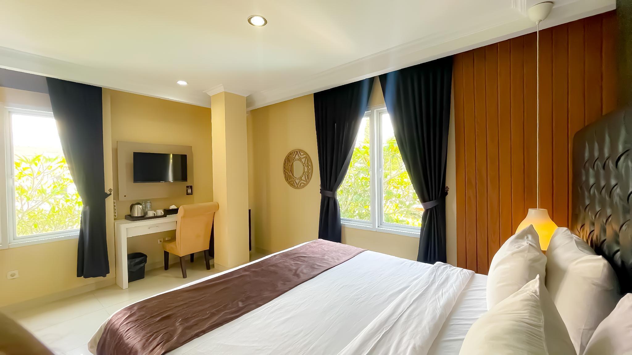 Rizen Premiere Hotel 8/28