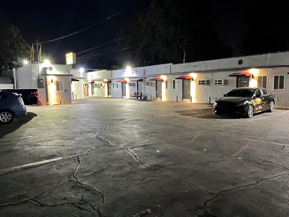Griffith Park Motel - LA Hollywood Area 10/23