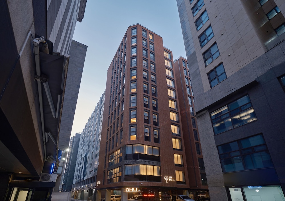 UH Suite The Coex 3/50
