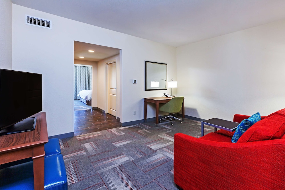 Hampton Inn and Suites Claremore Ok 44/71