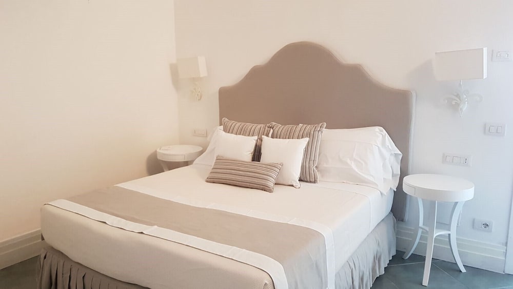 DELUXE, APARTMENT, 2 QUEEN BEDS, SEA VIEW
