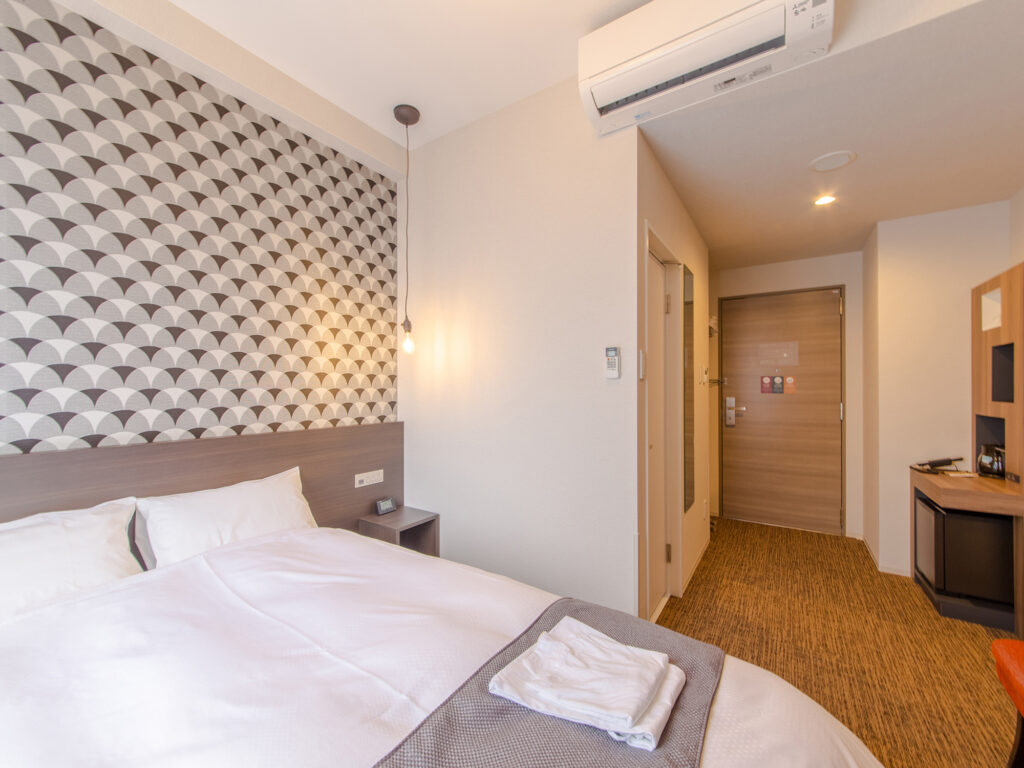 Semi Room, Semi Double Bed