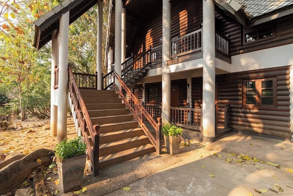 Royal Ping Garden and Resort 42/45