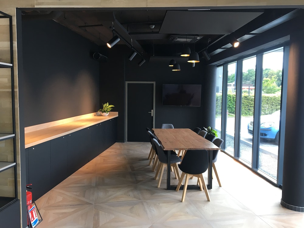 ibis Styles Valenciennes Petite Foret 33/45