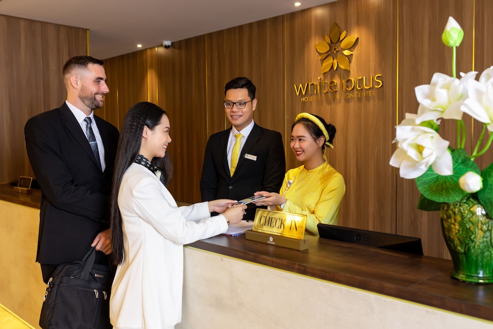 White Lotus hotel Hue 7/50