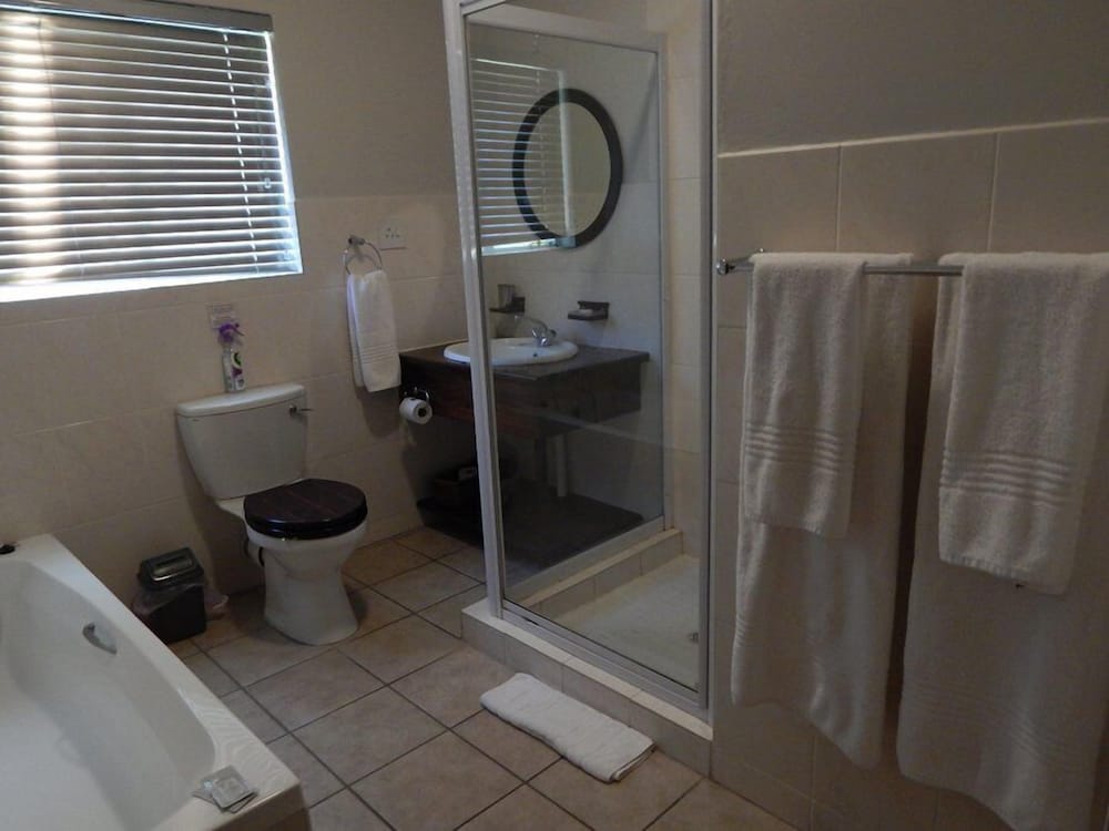 La Paix Guest House 47/49