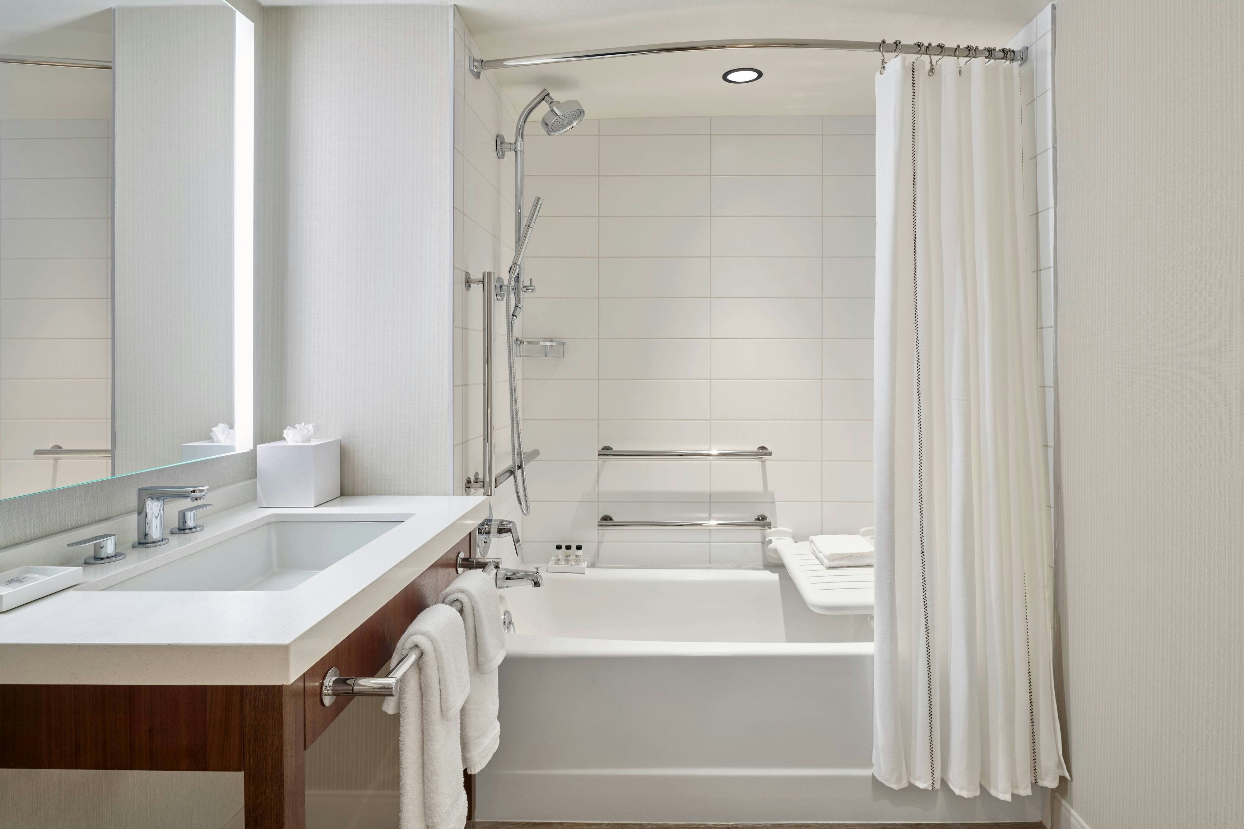 Delta Hotels by Marriott Denver Northglenn 13/14