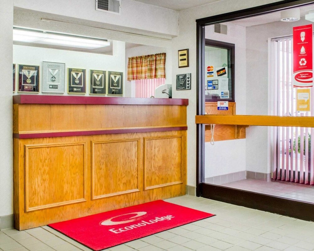 Econo Lodge Mifflintown 8/29