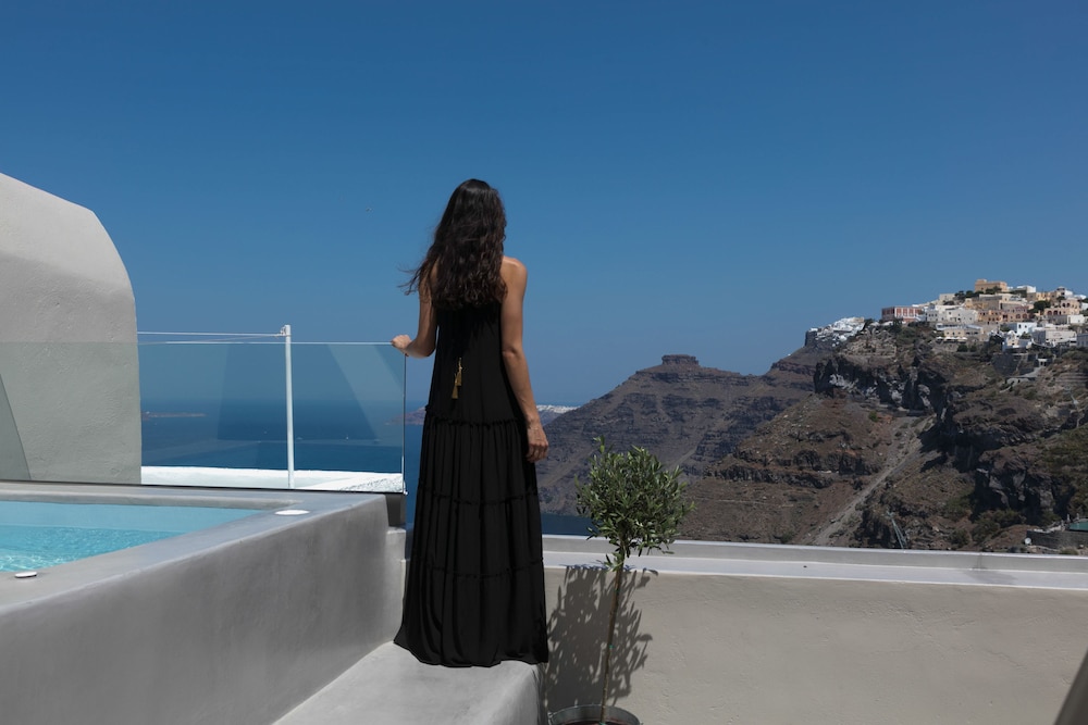 ARIA SUITES 30/50