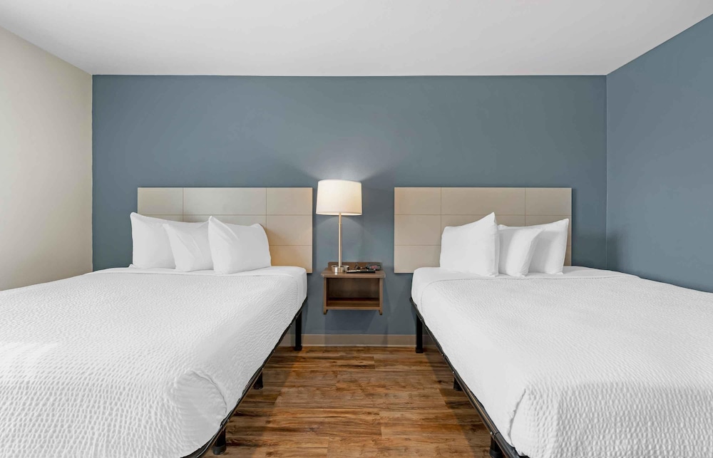 Extended Stay America - Select Suites Orlando - Airport 29/57
