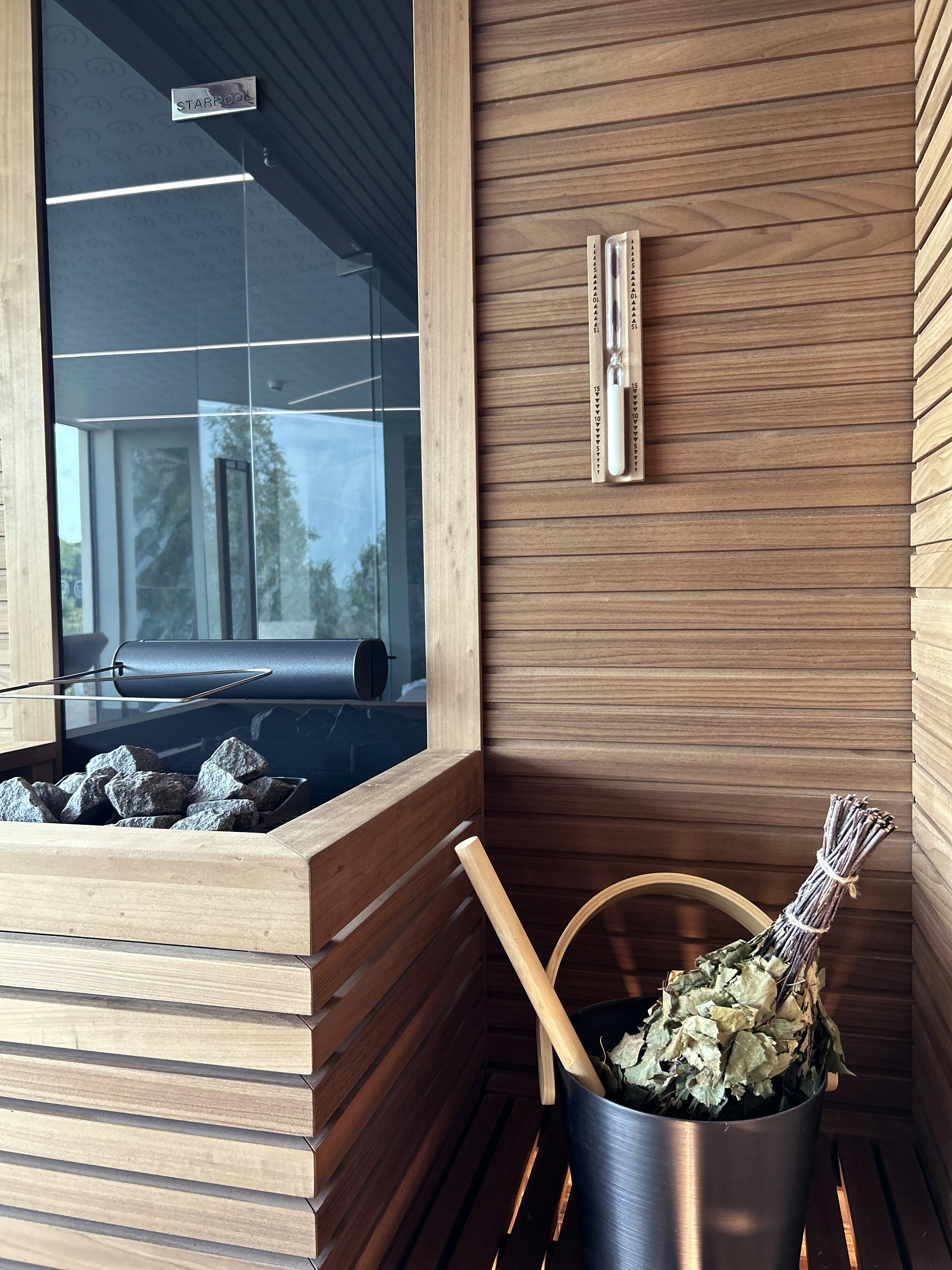 Hellidon Lakes Golf Spa Hotel 11/25