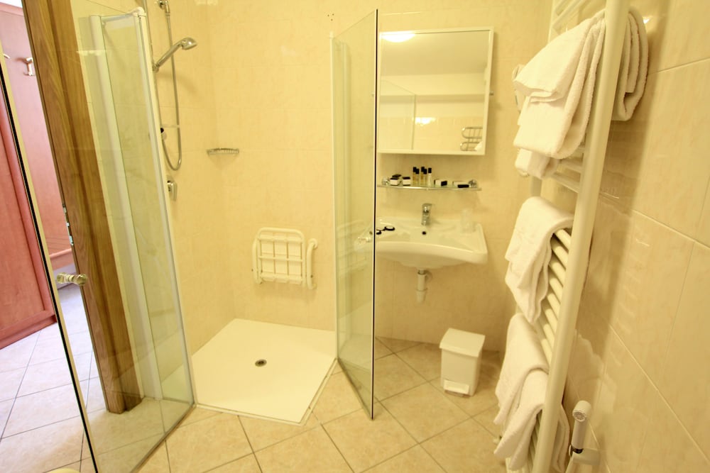 Hotel Regina 12/85