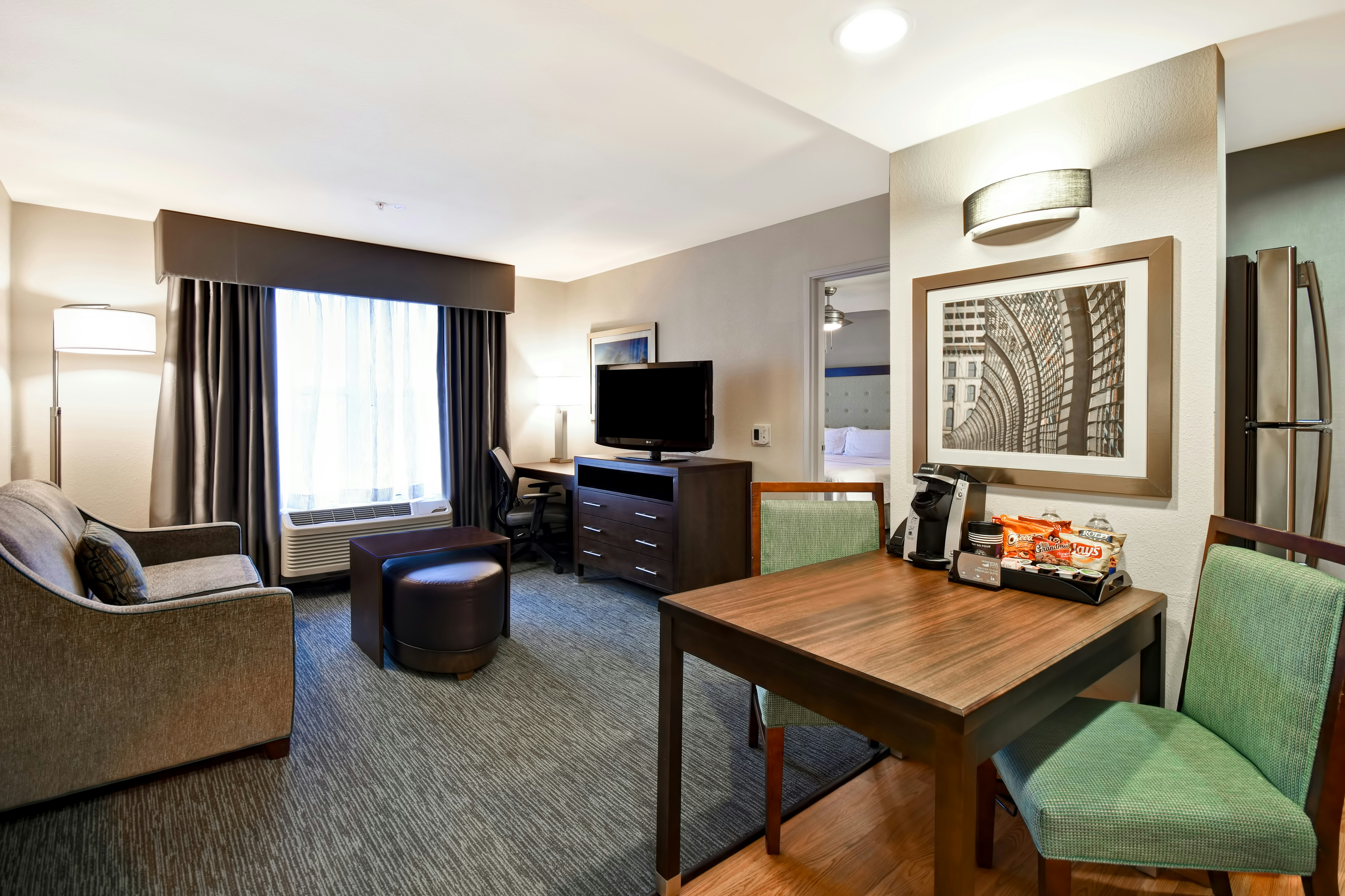 Homewood Suites By Hilton Cincinnati Milford 12/25