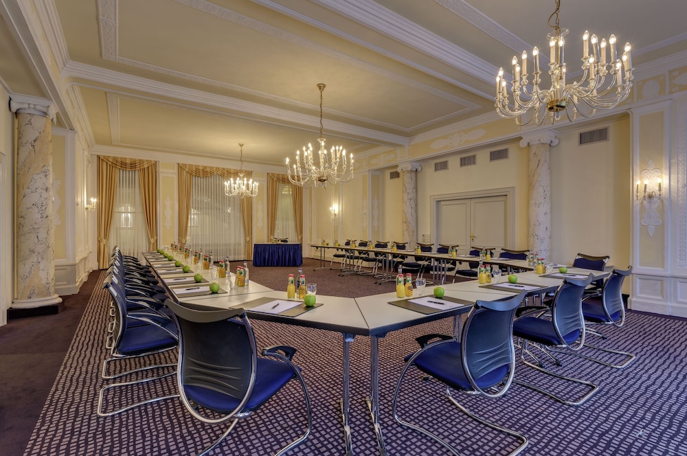 Hotel am Sophienpark 42/53