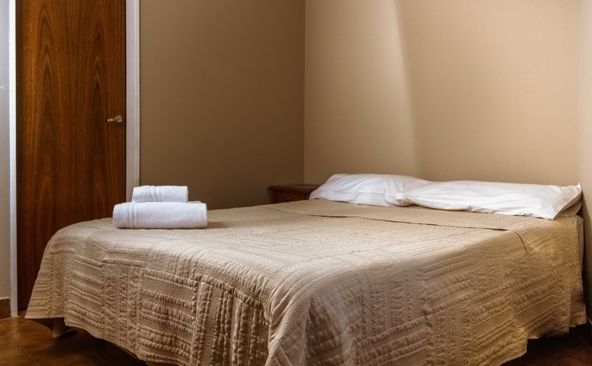 غرفة بسرير مزدوج، Trip Bariloche Select Hostel 4/6
