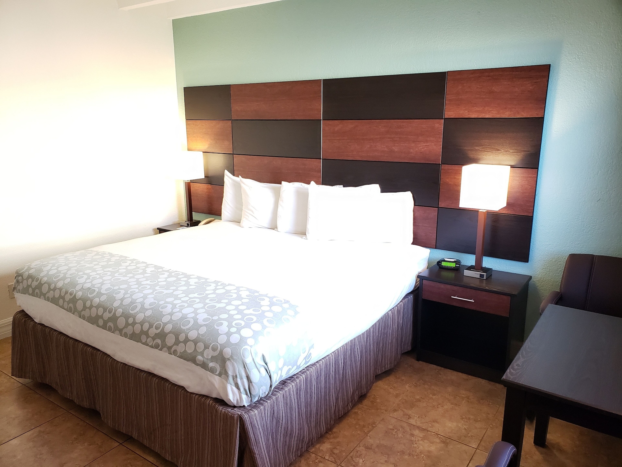 Standard, King Bed, Ocean View